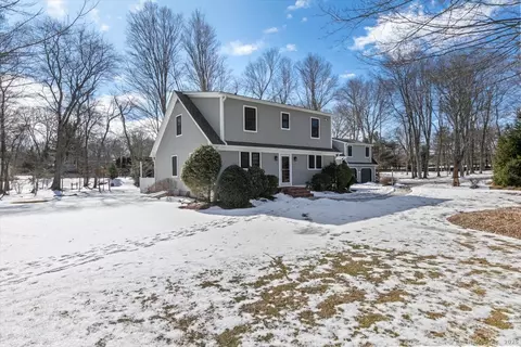 500 Pond Meadow Rd, Westbrook, CT 06498
