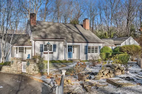 362 Hollow Tree Ridge Rd, Darien, CT 06820