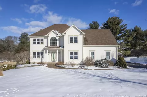 156 Fairway Xing, Glastonbury, CT 06033