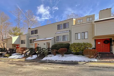 5 Comstock Trl #5, Brookfield, CT 06804