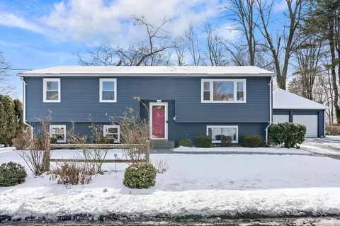 44 Merriman St, Unionville, CT 06085