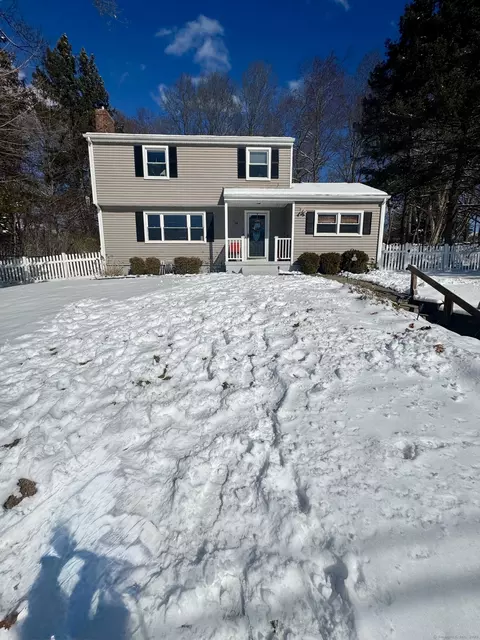 14 Lauren Ln, Norwich, CT 06360