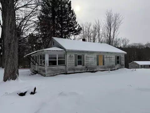 109 Marshall St, Winchester, CT 06098