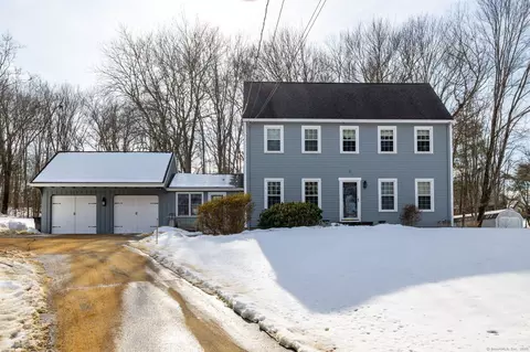 71 Williams Rd, Colchester, CT 06415