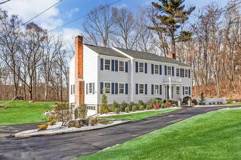 31 Marvin Ridge Rd, New Canaan, CT 06840