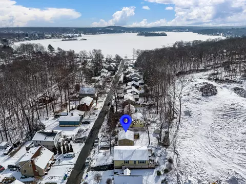 35 Lakewood Rd, East Hampton, CT 06424