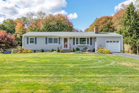 26 Barbara Dr, Shelton, CT 06484
