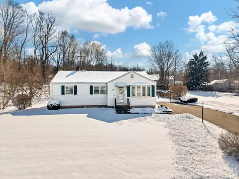 7 James Rd, North Branford, CT 06471