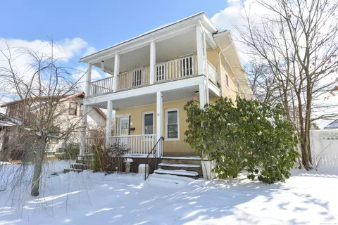 18 4th St, Bristol, CT 06010