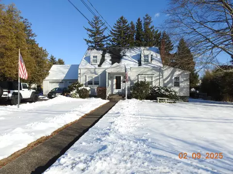 591 Townsend Ave, New Haven, CT 06512