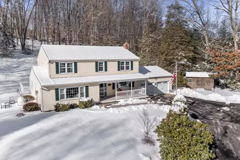57 Bennetts Bridge Rd, Newtown, CT 06482