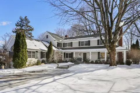97 Sweet Briar Rd, Stamford, CT 06905