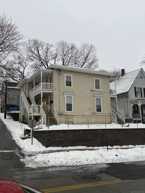 49 Boswell Ave, Norwich, CT 06360
