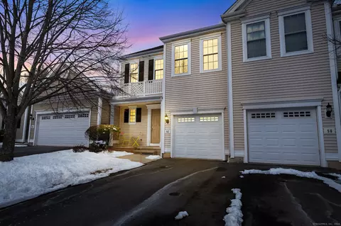 62 Sterling Dr #62, Newington, CT 06111