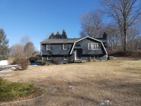 2310 Huntington Rd, Stratford, CT 06614