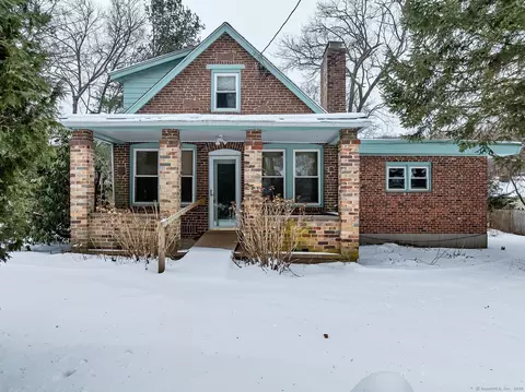 9 Ellis Rd, East Hampton, CT 06424