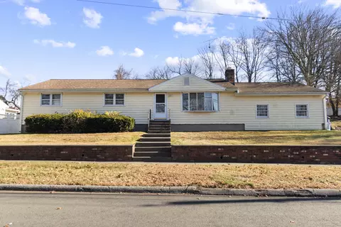 460 Cannon Dr, Stratford, CT 06614