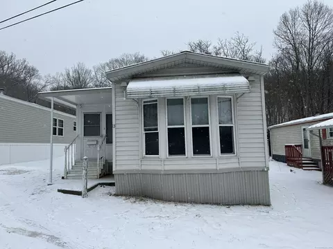 108 Clark Rd #TRLR 13, Naugatuck, CT 06770