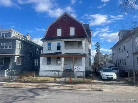 66-68 Adams St, Hartford, CT 06154