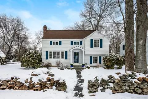 101 Hollow Tree Ridge Rd, Darien, CT 06820