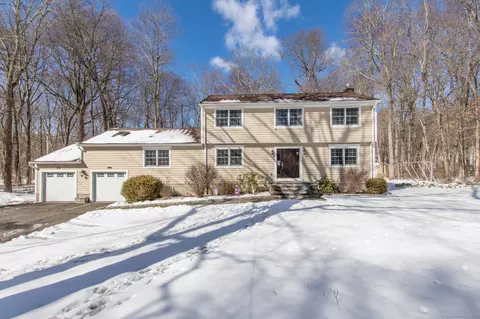 20 Snowberry Ln, Wilton, CT 06897