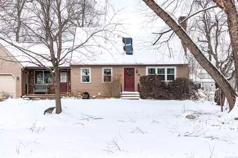 35 Cranberry Ln, Bristol, CT 06010