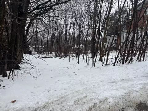 15 Buckingham St, Waterbury, CT 06710