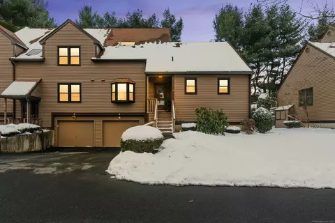 5 Stillmeadow Cir #5, Monroe, CT 06468
