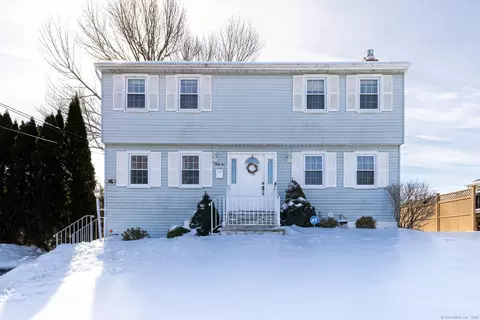 31 Partridge Dr, Waterbury, CT 06708