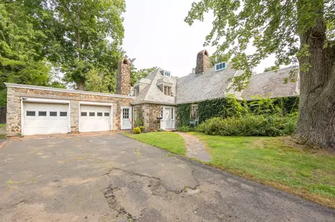 5 Riverview Rd, Rocky Hill, CT 06067