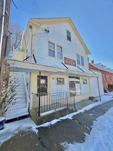 249 Yantic St, Norwich, CT 06360