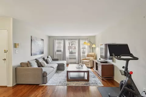 73 Hope St #28A, Stamford, CT 06906