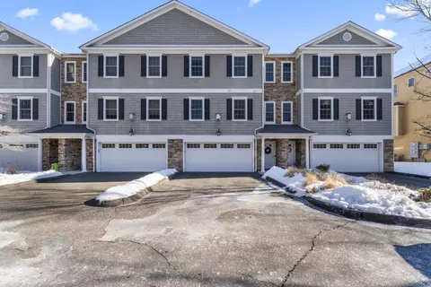 53 Grassy Plain St #A2, Bethel, CT 06801