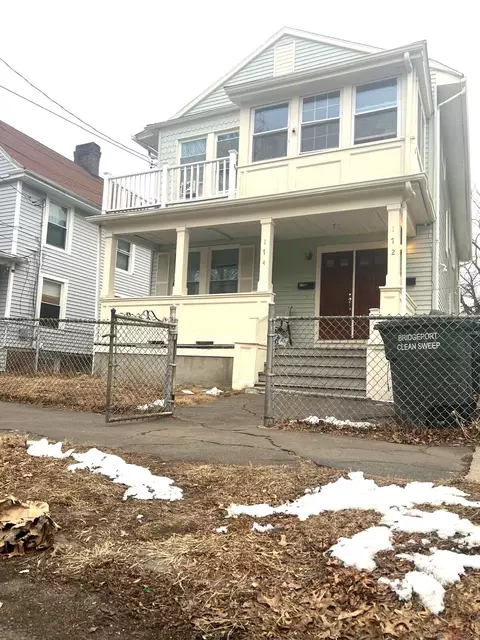 172 Grove St, Bridgeport, CT 06605