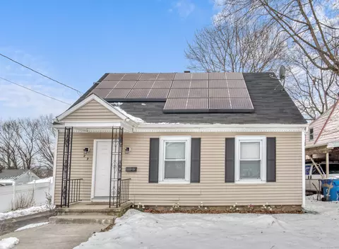 29 Matthews St, Waterbury, CT 06704