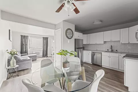 102 Canterbury Rd #D, Plainfield, CT 06374