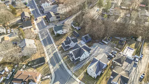 88-90 Woodstock Ave, Putnam, CT 06260