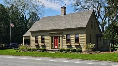 1513 Essex Rd, Westbrook, CT 06498