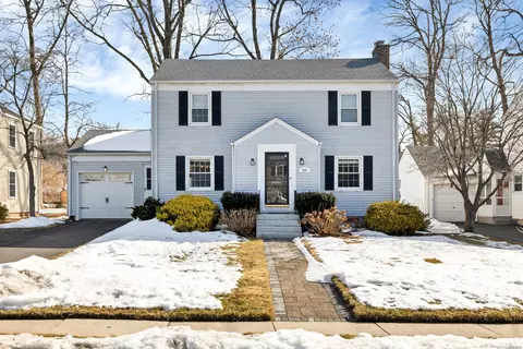 240 Ballard Dr, West Hartford, CT 06119