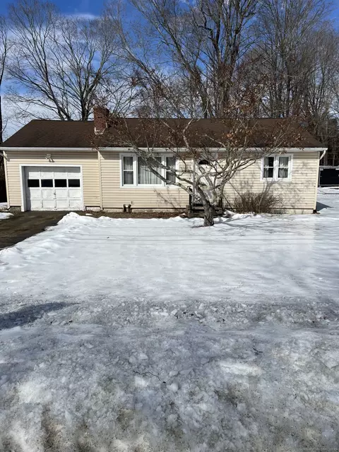 7 Sunny Acres Rd, Bethel, CT 06801