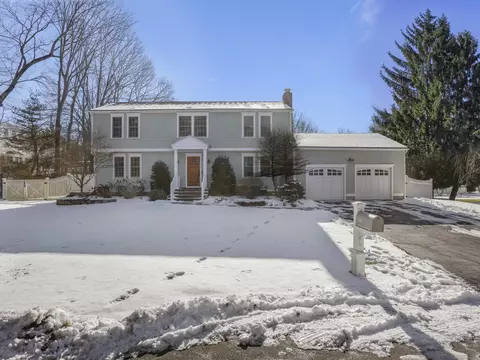 147 Trillium Rd, Fairfield, CT 06824