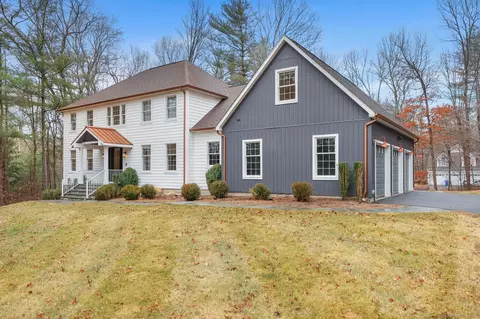 2 Saugatuck Ridge Rd, Danbury, CT 06810