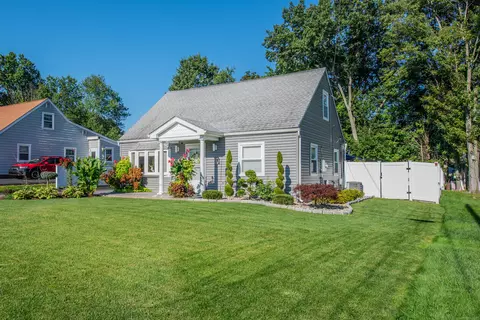 83 Ruth Rd, New Britain, CT 06053
