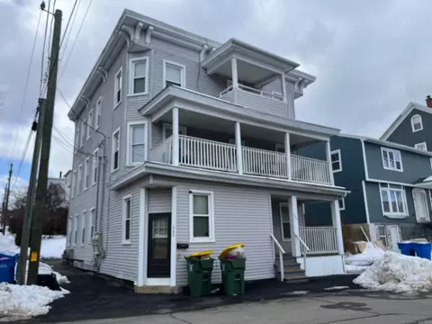 684 Wilson St, Waterbury, CT 06708