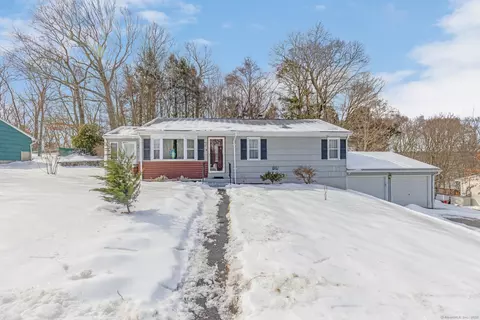 7 Patty Ann Ter, Derby, CT 06418