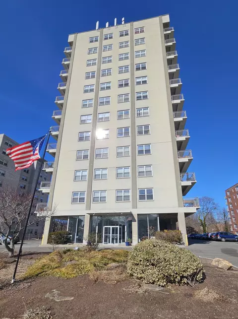 2370 North Ave #9D, Bridgeport, CT 06604