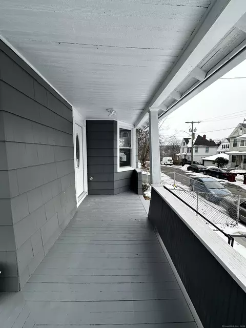 17 George St, Naugatuck, CT 06770