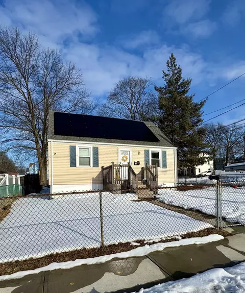 74 Stone St, Hartford, CT 06106