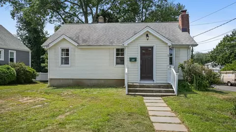 11 Devon Ave, Norwalk, CT 06850