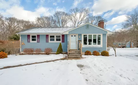 60 Fowler Dr, Montville, CT 06382
